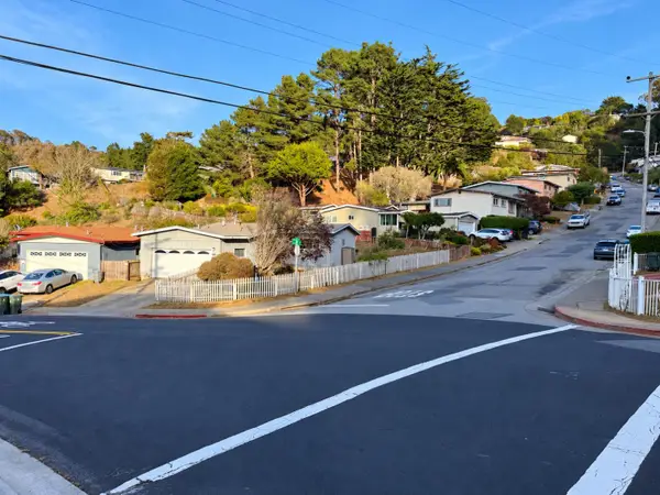 1041 Crespi Drive, PACIFICA, CA 94044