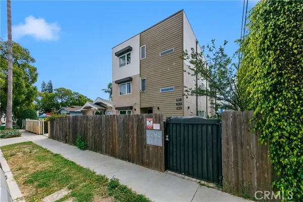 961 St Andrews, Los Angeles, CA 90038