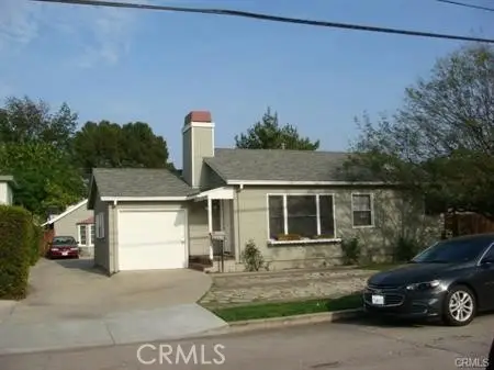 5032 Denny Avenue, North Hollywood, CA 91601