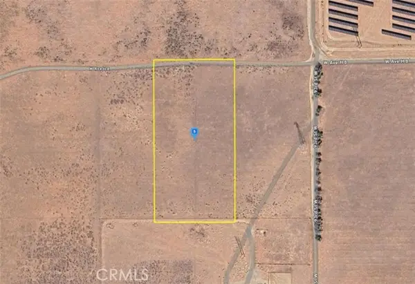 111 Ave H 8, Lancaster, CA 93536