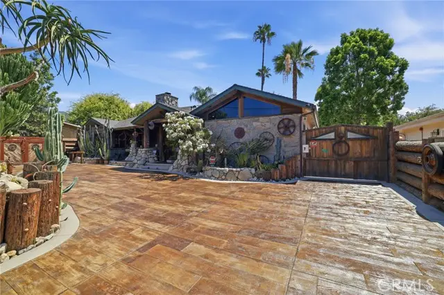310 Mountain Avenue, Monrovia, CA 91016 - #1
