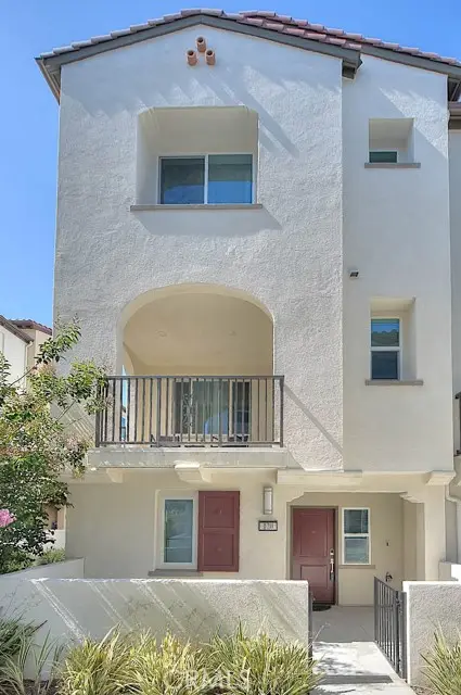 2750 182nd  #120, Torrance, CA 90504