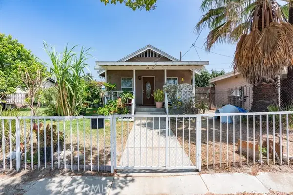 325 Crescent Drive, Azusa, CA 91702
