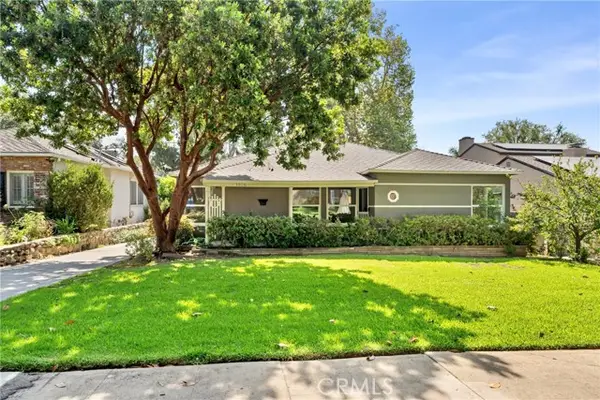 1956 Roosevelt, Altadena, CA 91001