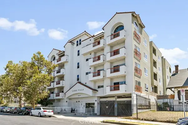 908 Ardmore Avenue  #304, Los Angeles, CA 90006