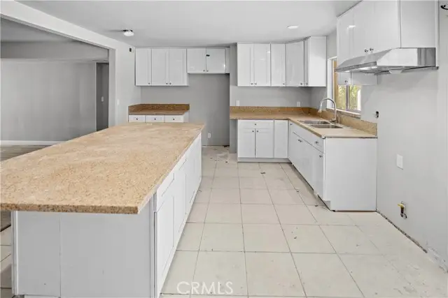 906 4th, Banning, CA 92220 - #3