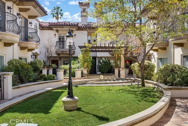 242 Glenarm Street  #5, Pasadena, CA 91106