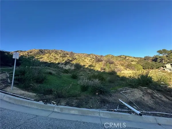 3 Nathaniel Terrace, Glendale, CA 91204