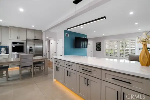 16842 Liggett, North Hills, CA 91343