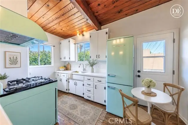 5629 Cleon, North Hollywood, CA 91601 - #3