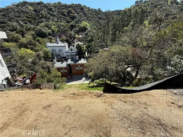 8583 Lookout Mountain Avenue, Los Angeles, CA 90046