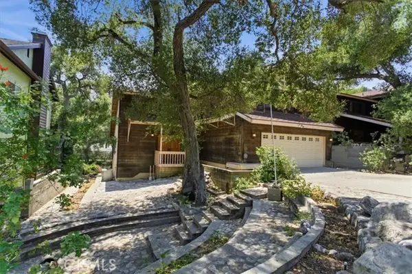 3810 Honolulu Avenue, La Crescenta, CA 91214
