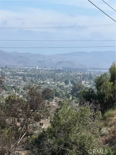 250 Highland Drive, Camarillo, CA 93010