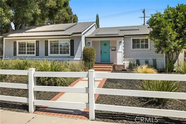 19115 Friar, Reseda, CA 91335 - #1