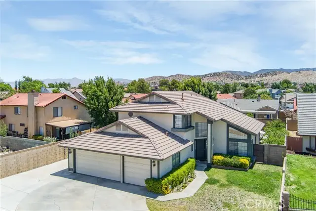 2102 Redrock Ct, Palmdale, CA 93551 - #1