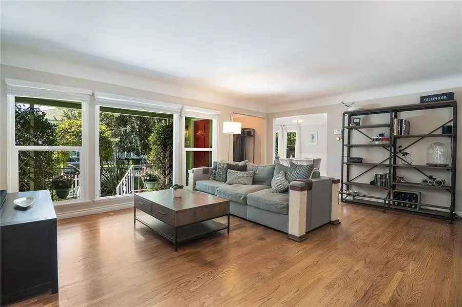 10703 Collins Street, North Hollywood, CA 91601 - #2