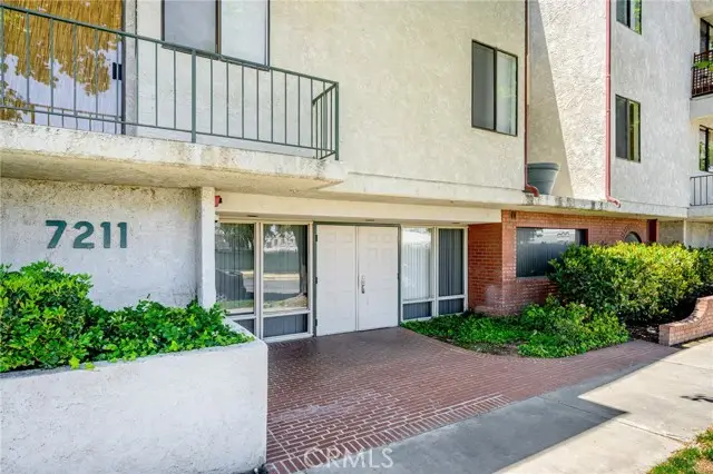 7211 Cozycroft Avenue  #16, Winnetka, CA 91306 - #2
