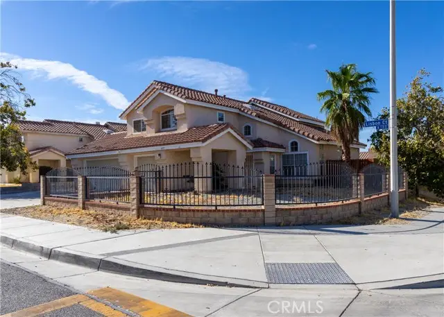 6055 Lisbon Ct, Palmdale, CA 93552 - #2