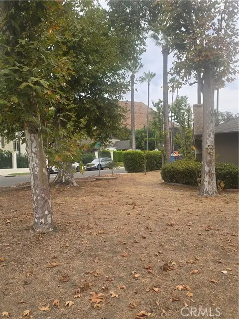 1760 Grandview, Glendale, CA 91201 - #2