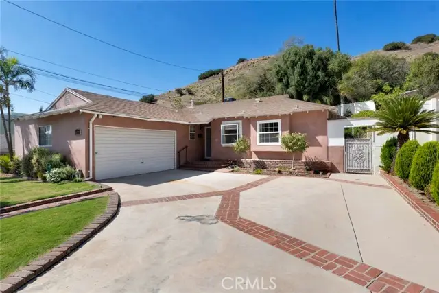 10025 Roscoe Boulevard, Sun Valley, CA 91352 - #1