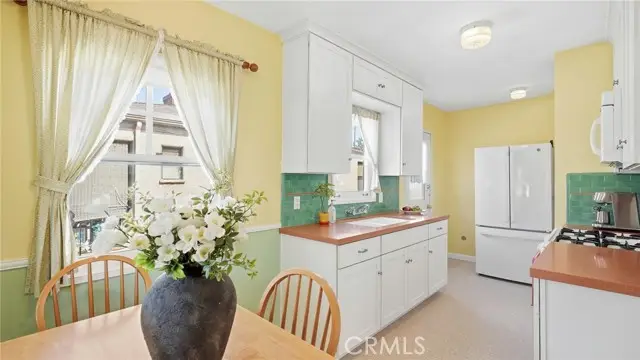 1320 Kenwood, Burbank, CA 91505 - #2