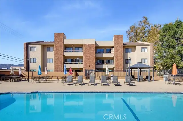 460 Oak Street  #215, Glendale, CA 91204 - #2