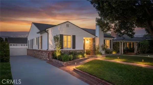220 Reese Place, Burbank, CA 91506