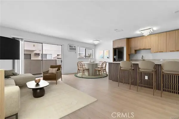 960 Larrabee Street  #120, West Hollywood, CA 90069