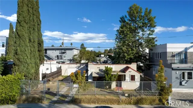 11325 Miranda Street, North Hollywood, CA 91601 - #2