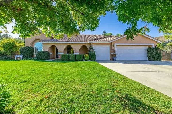 5806 Avenida Esplendida, Palmdale, CA 93551