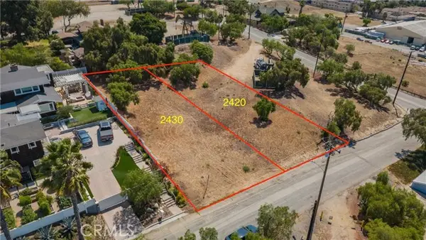 2430 Gaviota Avenue, Signal Hill, CA 90755