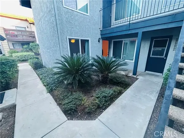 1320 Brentwood  #B, Corona, CA 92882