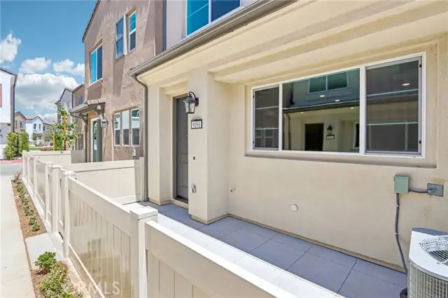 9191 Waverly Lane, Riverside, CA 92503 - #3