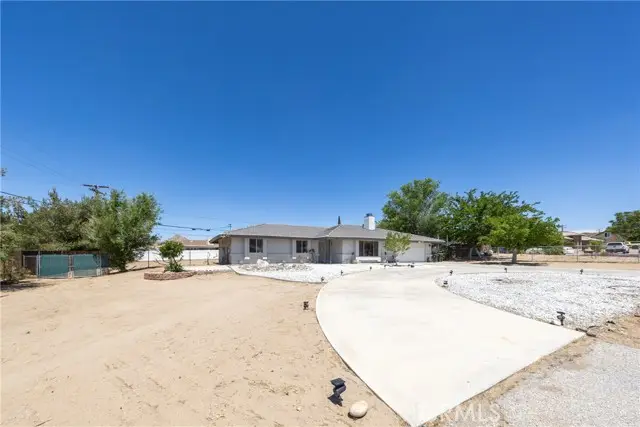 19388 Corwin, Apple Valley, CA 92307 - #3