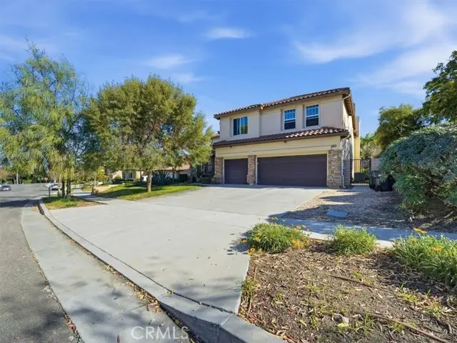 2947 Gilbert Avenue, Corona, CA 92881 - #1