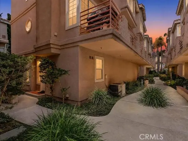 14053 Lemoli, Hawthorne, CA 90250