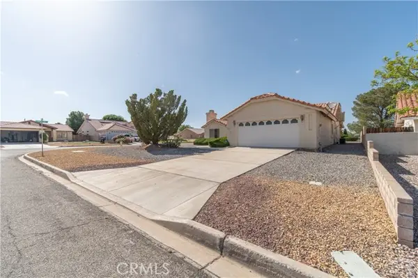 14744 Crofton Lane, Helendale, CA 92342