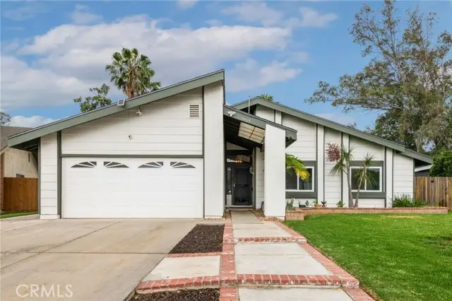 5925 Grinnell Drive, Riverside, CA 92509 - #1