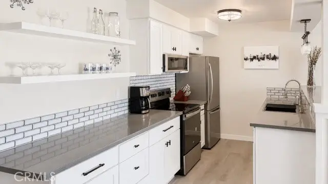 3609 2nd  #205, Long Beach, CA 90803 - #3