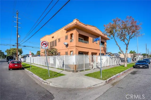 9019 San Pedro, Los Angeles, CA 90003 - #2