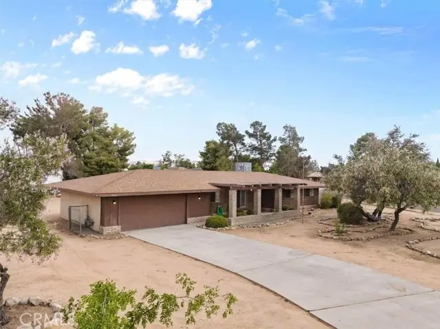 19801 Talihina, Apple Valley, CA 92307 - #1