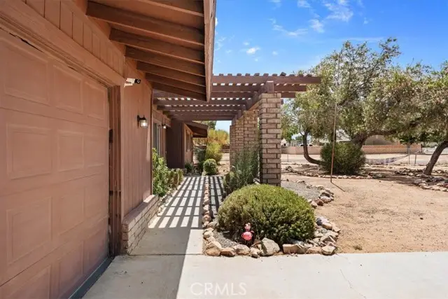 19801 Talihina, Apple Valley, CA 92307 - #3