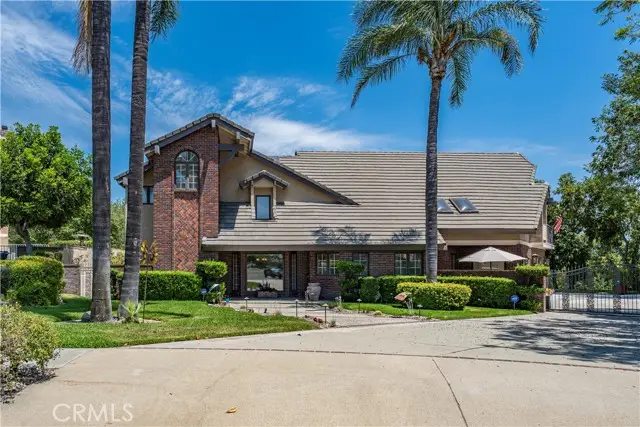 92 Browning Street, Upland, CA 91784 - #3