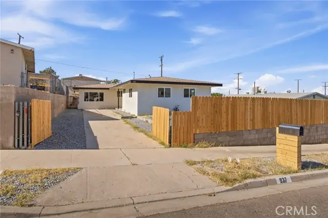 937 Elizabeth Street, Barstow, CA 92311 - #1