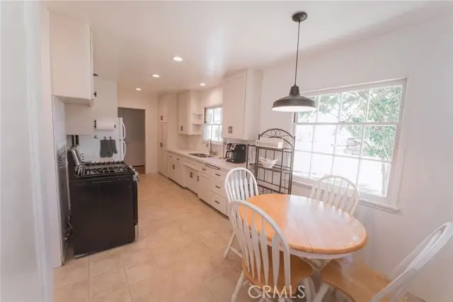 228 Hurst, Covina, CA 91723 - #2