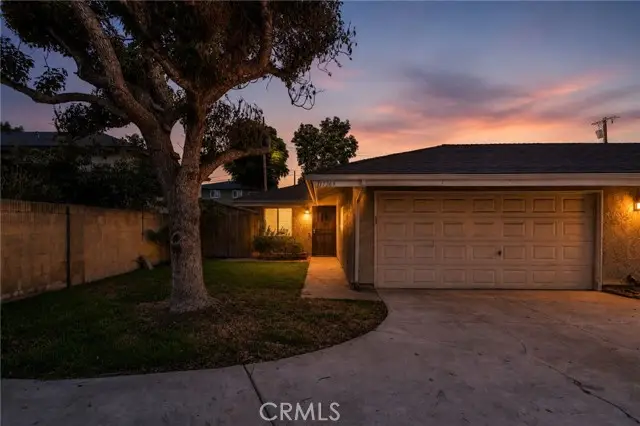 11736 215th, Lakewood, CA 90715 - #1