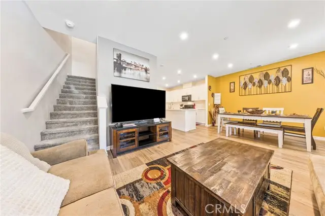 963 Clover Avenue, Rialto, CA 92376 - #3