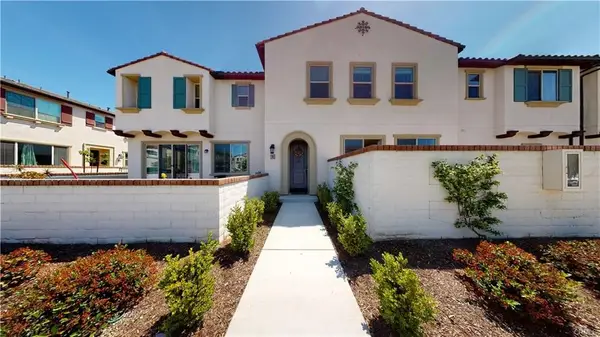 2785 Berry Loop Privado, Ontario, CA 91761