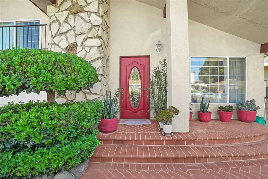 819 S Olive Avenue, Alhambra, CA 91803 - #2