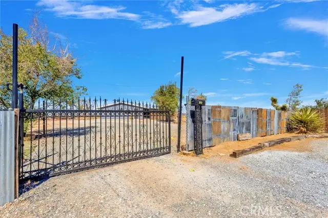 10274 Merino Avenue, Apple Valley, CA 92308 - #3